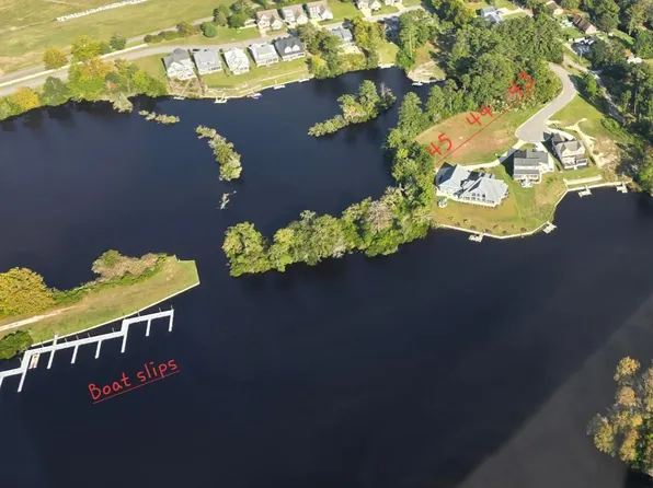 245 Highwood Lane, New Bern, NC 28562