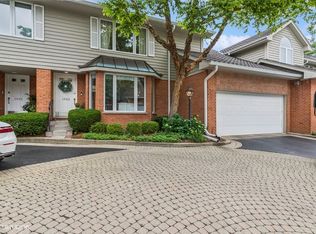 1622 Glenview Rd, Glenview, IL 60025