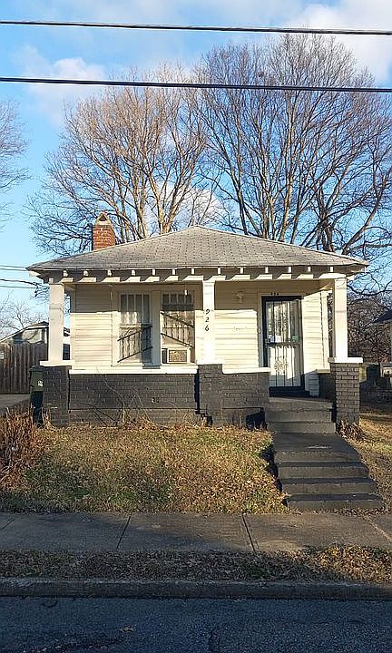 1st image of 926 N Claybrook St