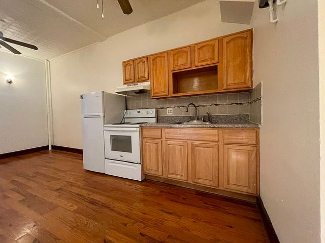 1st image of 733 6th Ave APT 2L