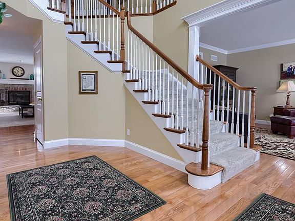 4th image of 3357 Harwood Ln