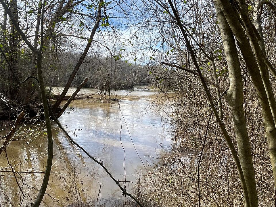 1st image of 161 Little River Trl