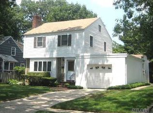 257 Patton Pl, West Hempstead, NY 11552