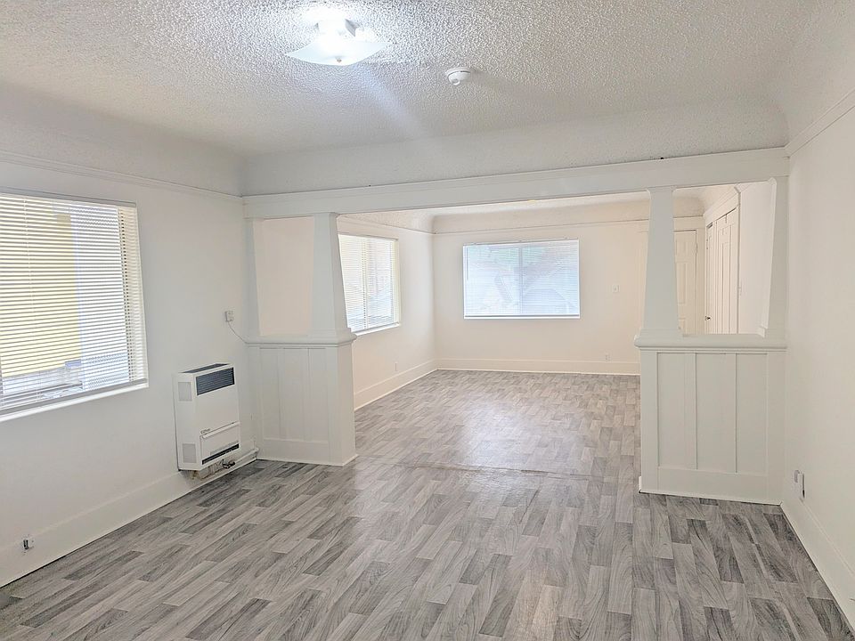 1st image of 547 W 41st St