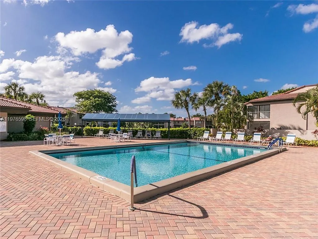 Building Photo - 21559 Cypress Hammock Dr #44J