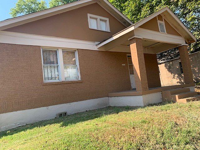 1st image of 953 E Trigg Ave