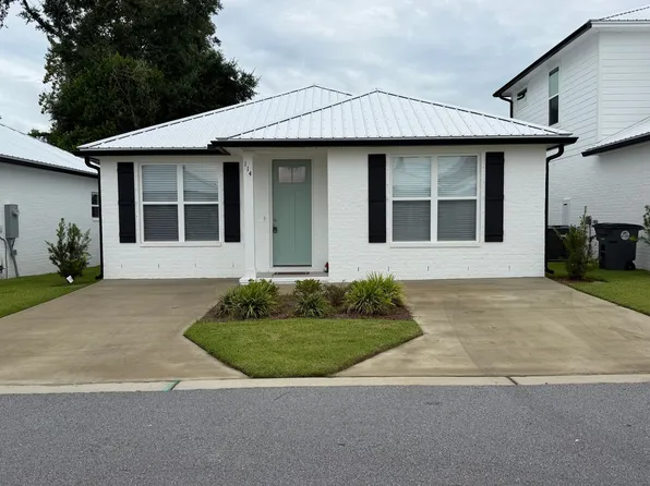 114 Penny Ln, Valparaiso, FL 32580