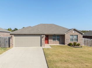 6901 SW Pilgrim Rd, Bentonville, AR 72713