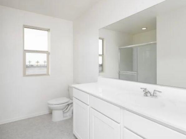 2449 E Alonso Dr