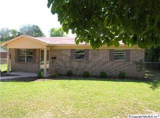 1040 Seminary St, Moulton, AL 35650