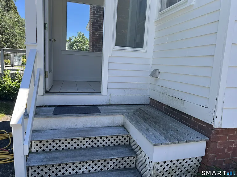21 Pearl St — Photo 34
