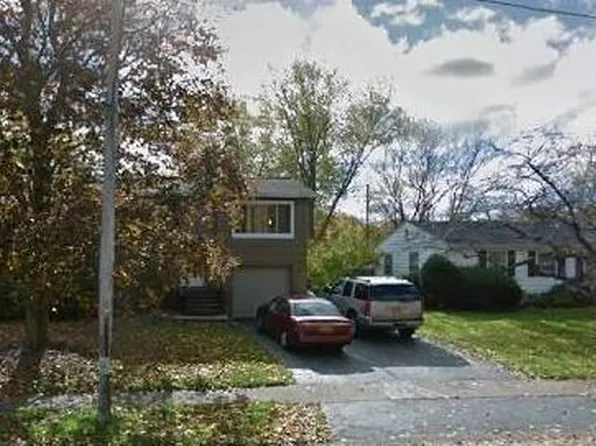 67 Williams Rd, Rochester, NY 14626