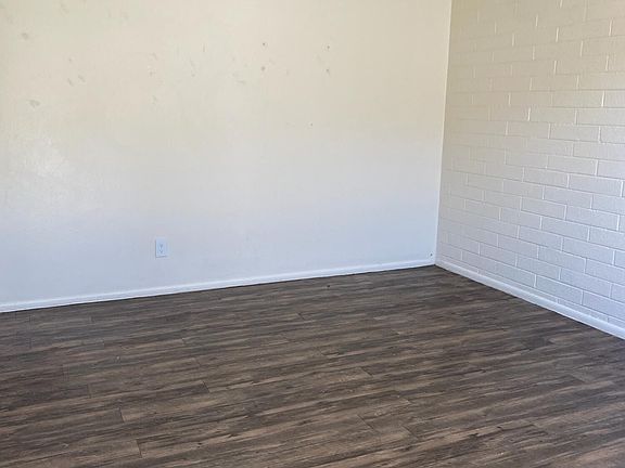 2nd image of 533 W 10th St APT C