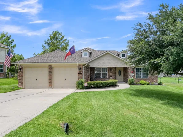 327 Cape Conroe Dr, Montgomery, TX 77356