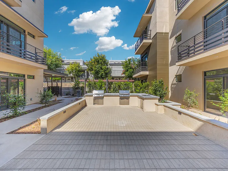 973 E Del Mar Blvd #301 — Photo 44