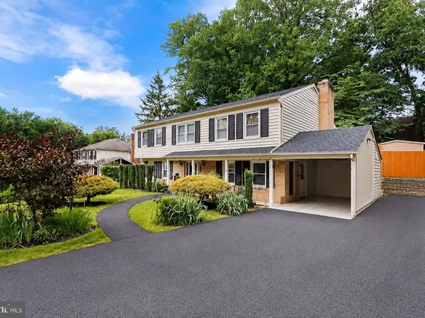 8418 Stone Gate Dr, Annandale, VA 22003