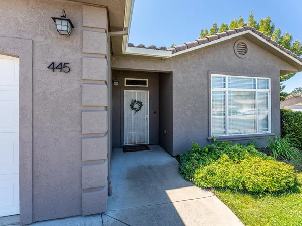 445 Briarwood Drive, Ukiah, CA 95482