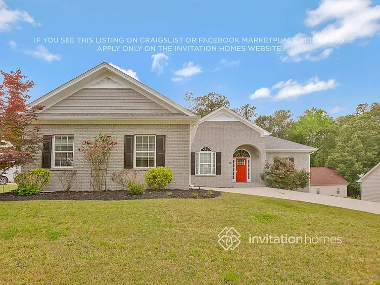193 Woodridge Dr — Photo 2