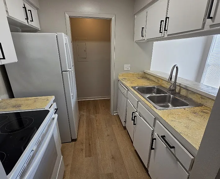 4401 Sharon Chase Dr #G — Photo 3
