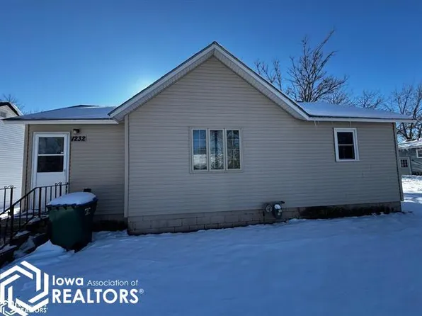 1232 Division St, Webster City, IA 50595