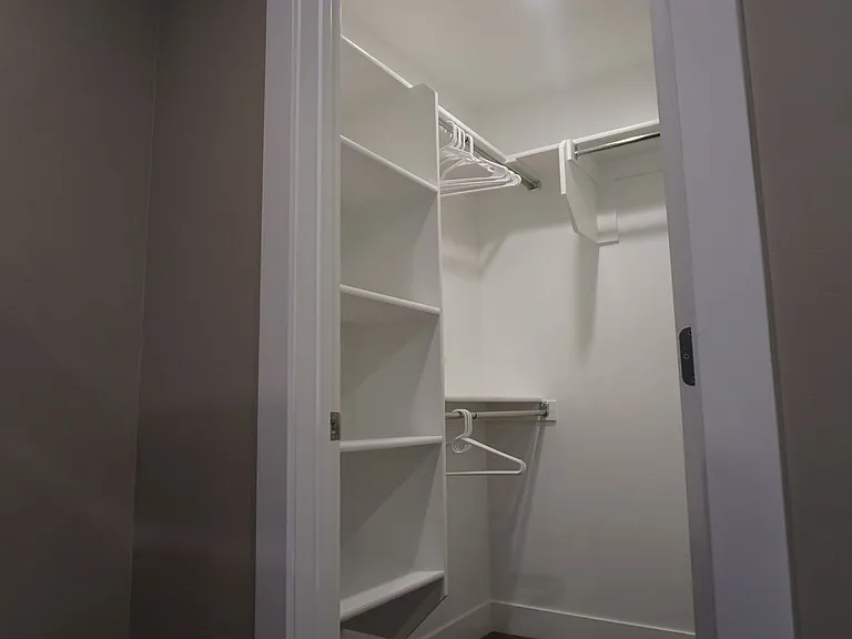 719 E Ryder Park Ln — Photo 19