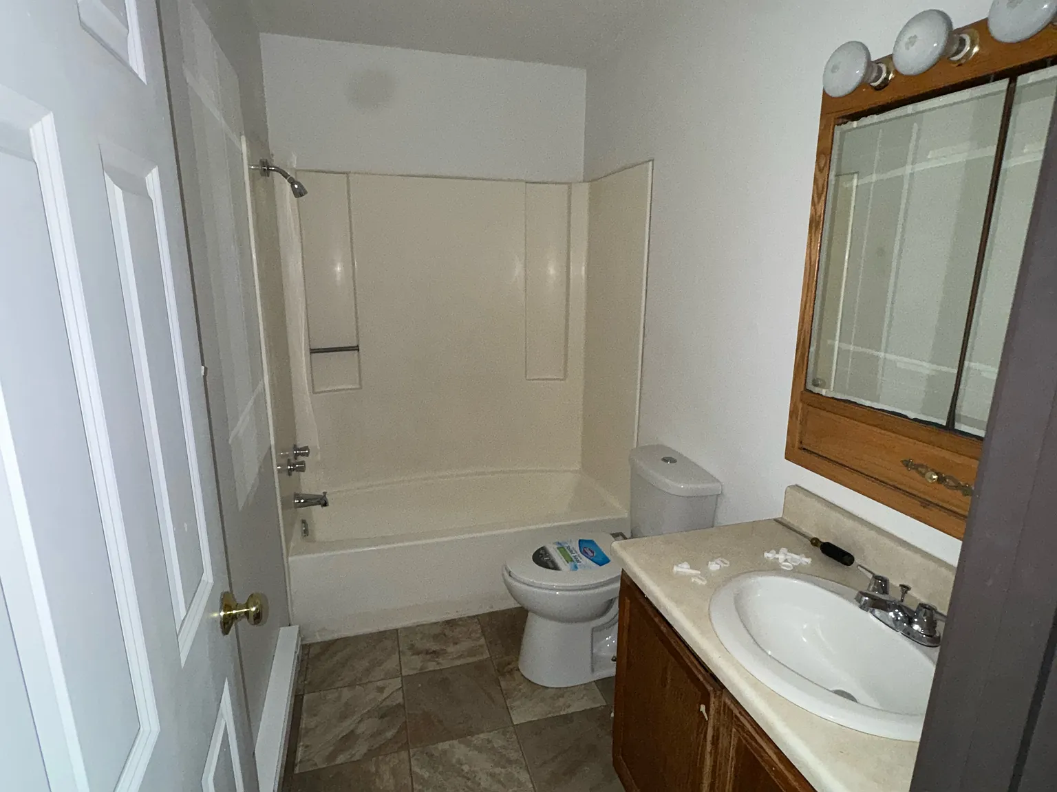 1105 7th Ave. No. — Photo 3