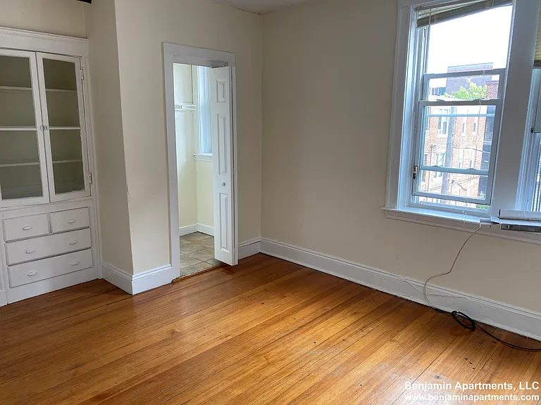 520 Cambridge St #9A — Photo 6