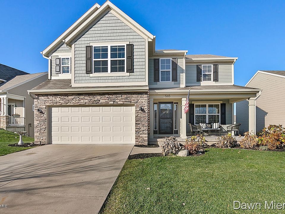 1st image of 565 Park Place Dr NE