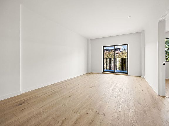 2nd image of 654 Jefferson Ave #3A