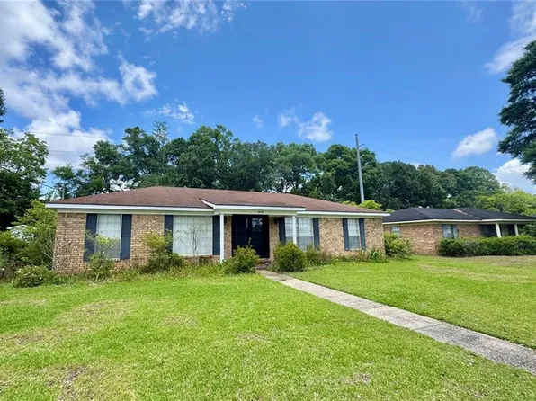 1575 Regency Dr, Mobile, AL 36693