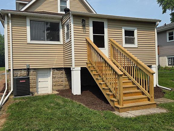 4th image of 302 N West St