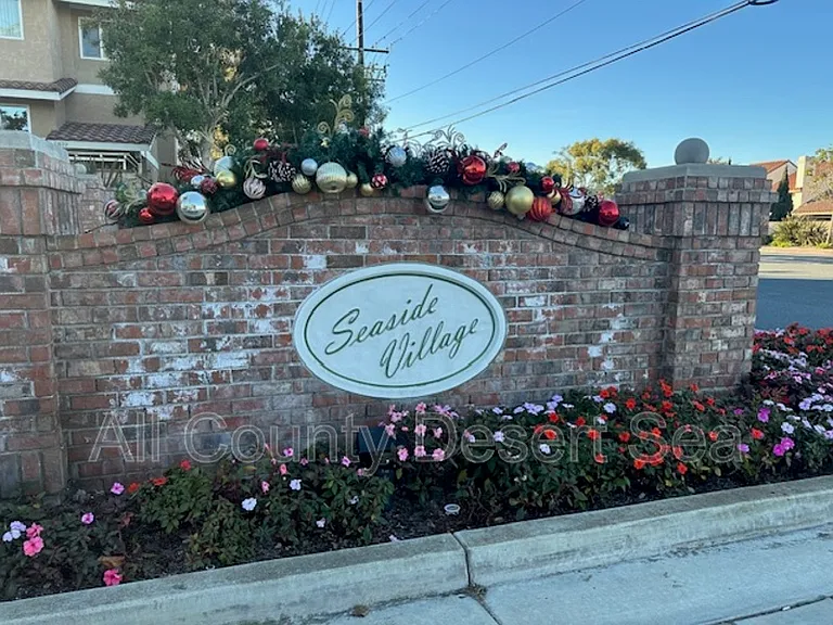 7961 Southwind Cir — Photo 3