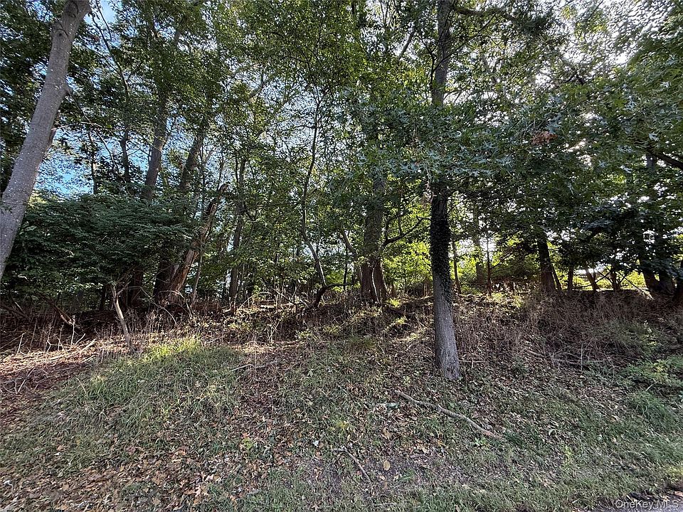 1st image of 156 Maple Road