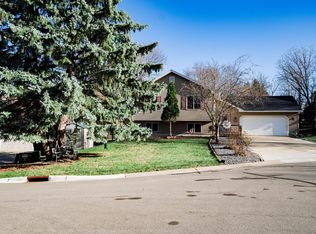 2208 Regent Ln SW, Rochester, MN 55902