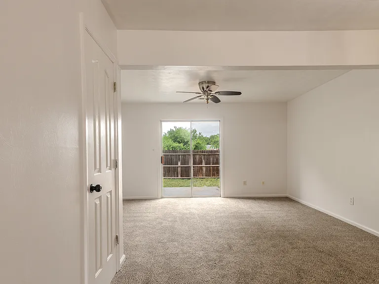 22 Terri Sue Ct — Photo 14