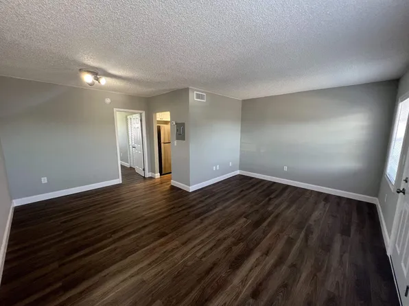 2605 NW 135th St APT 107, Miami, FL 33167