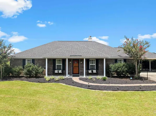151 Williams Ln, Atmore, AL 36502