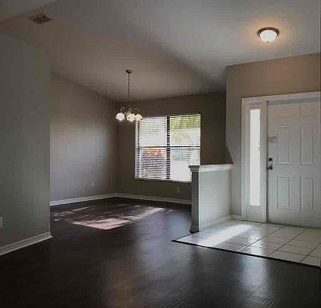 2nd image of 17454 Meadow Lake Cir