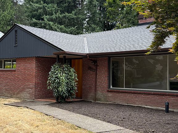 4th image of 3719 Clark Ave
