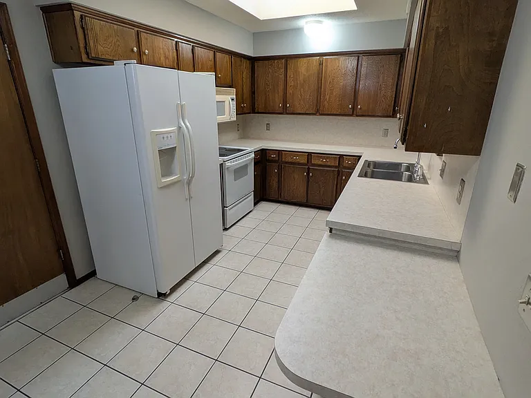 3614 River Oaks Dr — Photo 8
