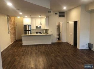 74 E Ridgewood Ave APT B, Ridgewood, NJ 07450