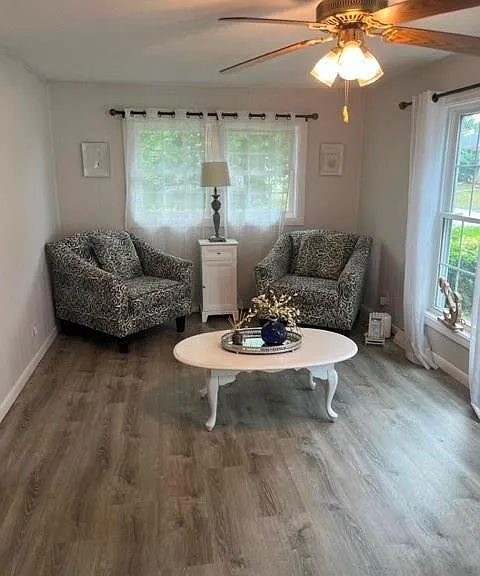 16 Clearwater Rd — Photo 3