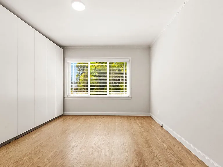 290 Holyoke St — Photo 10