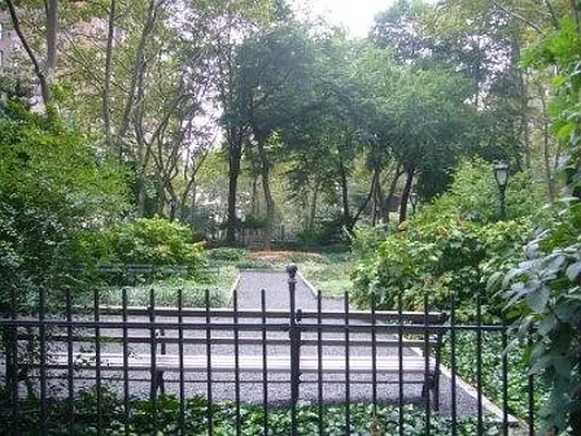 Rented by Triumph Property Group | media 13