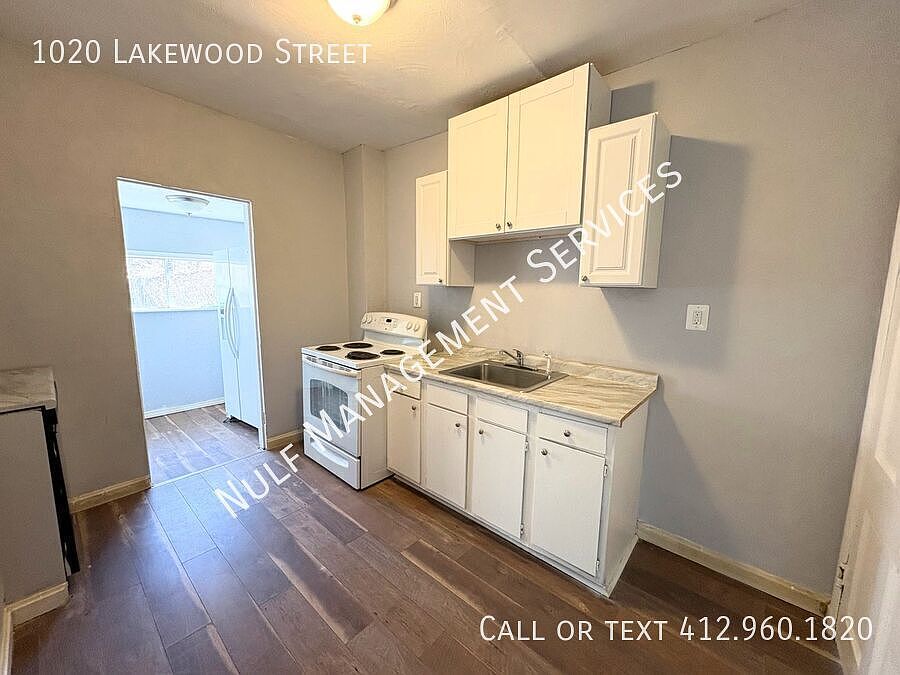 1st image of 1020 Lakewood St