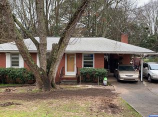 4545 Hendrix Dr, Forest Park, GA