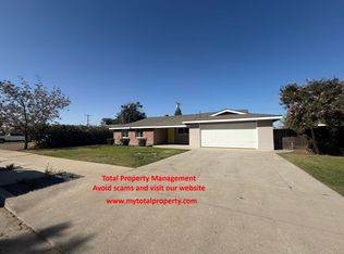 945 N Mahaleb St, Tulare, CA 93274