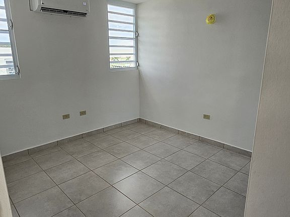 3rd image of 0 Urb Mirador Del Sol