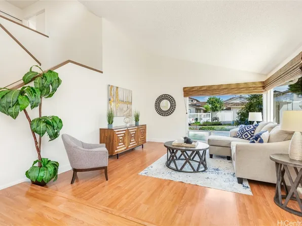94-1013 Puana St, Waipahu, HI 96797