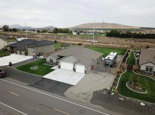 87602 E Sagebrush Rd, Kennewick, WA 99338